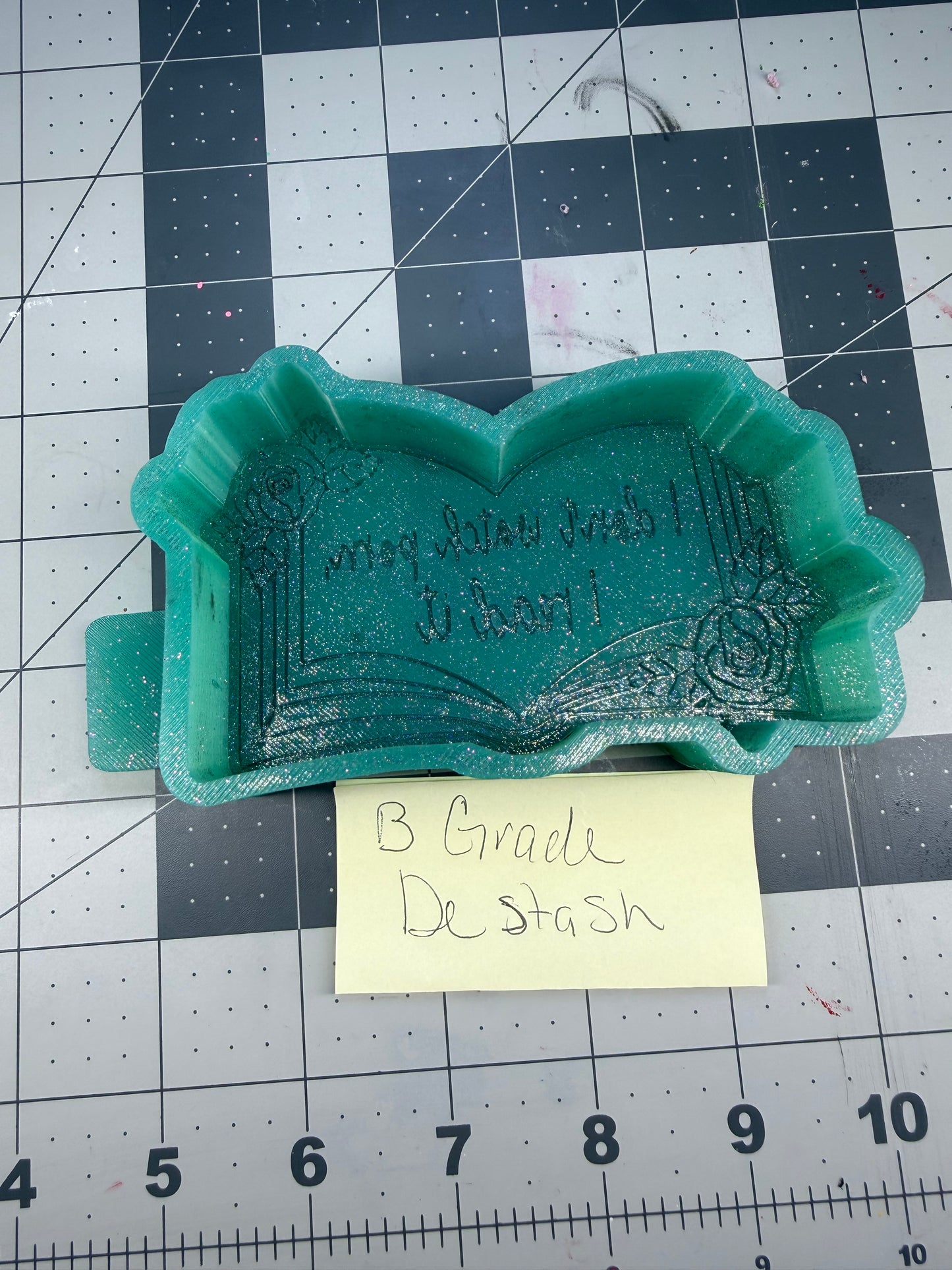Book b grade de stash silicone mold