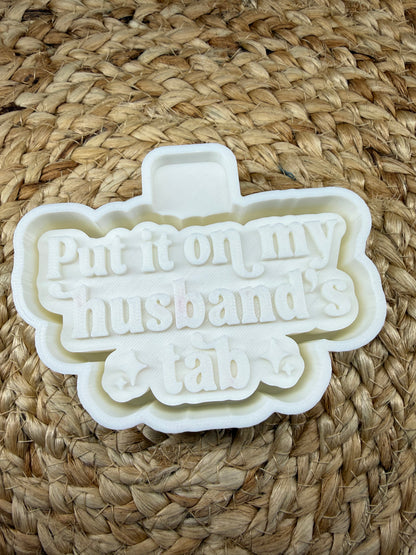 Put it on my husbands tab silicone mold for car freshies